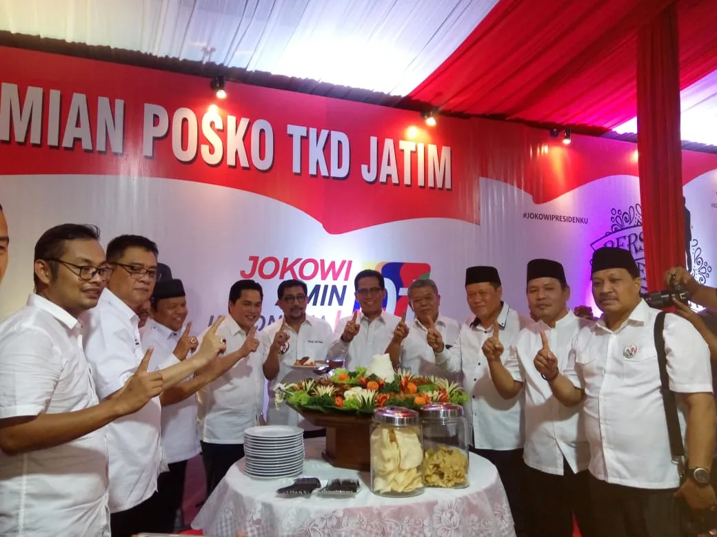 Berkonsep Cangkrukan, Erick Thohir Resmikan Posko Tim Kampanye Jatim