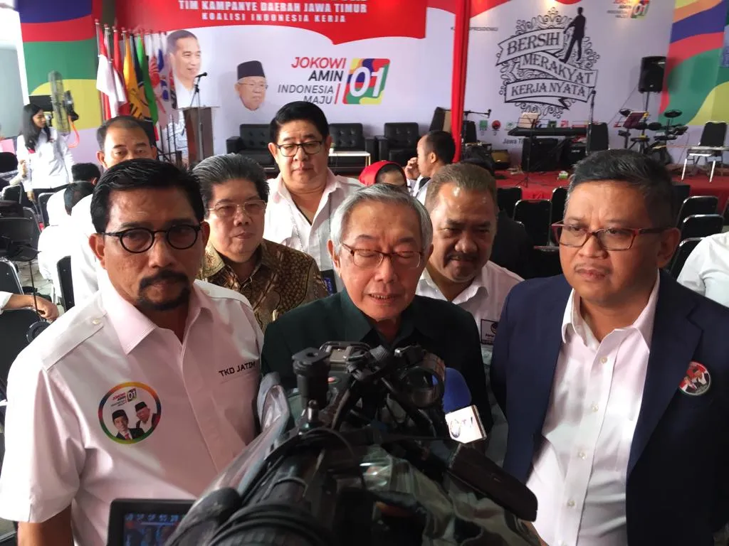 Bertemu Industriawan Jatim, Hasto: Pengusaha Senang Ekonomi Stabil