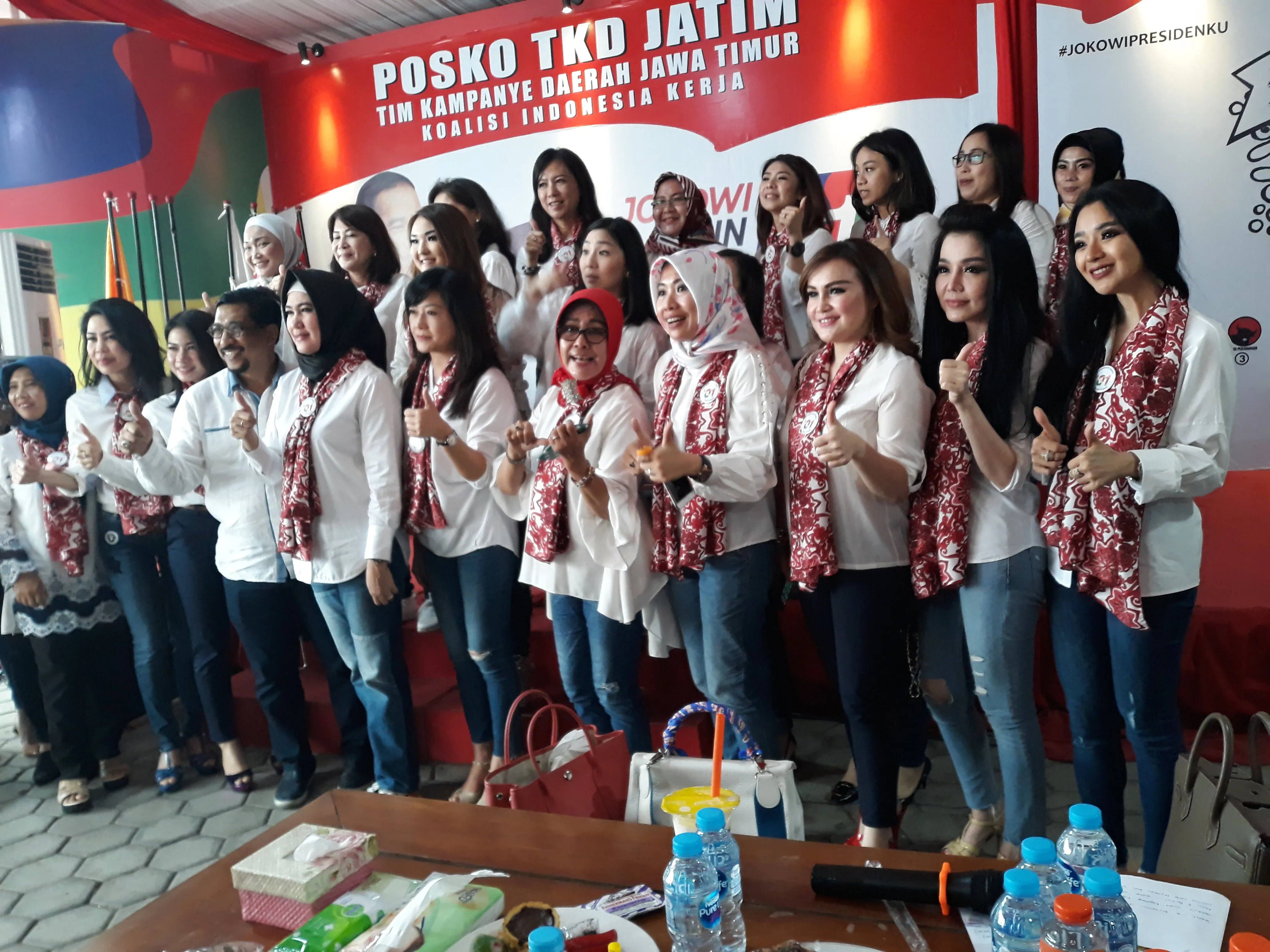 Ketua TKD Jatim Ke Perempuan Tangguh dan Pertiwi : Relawan Harus Kampanye Door To Door