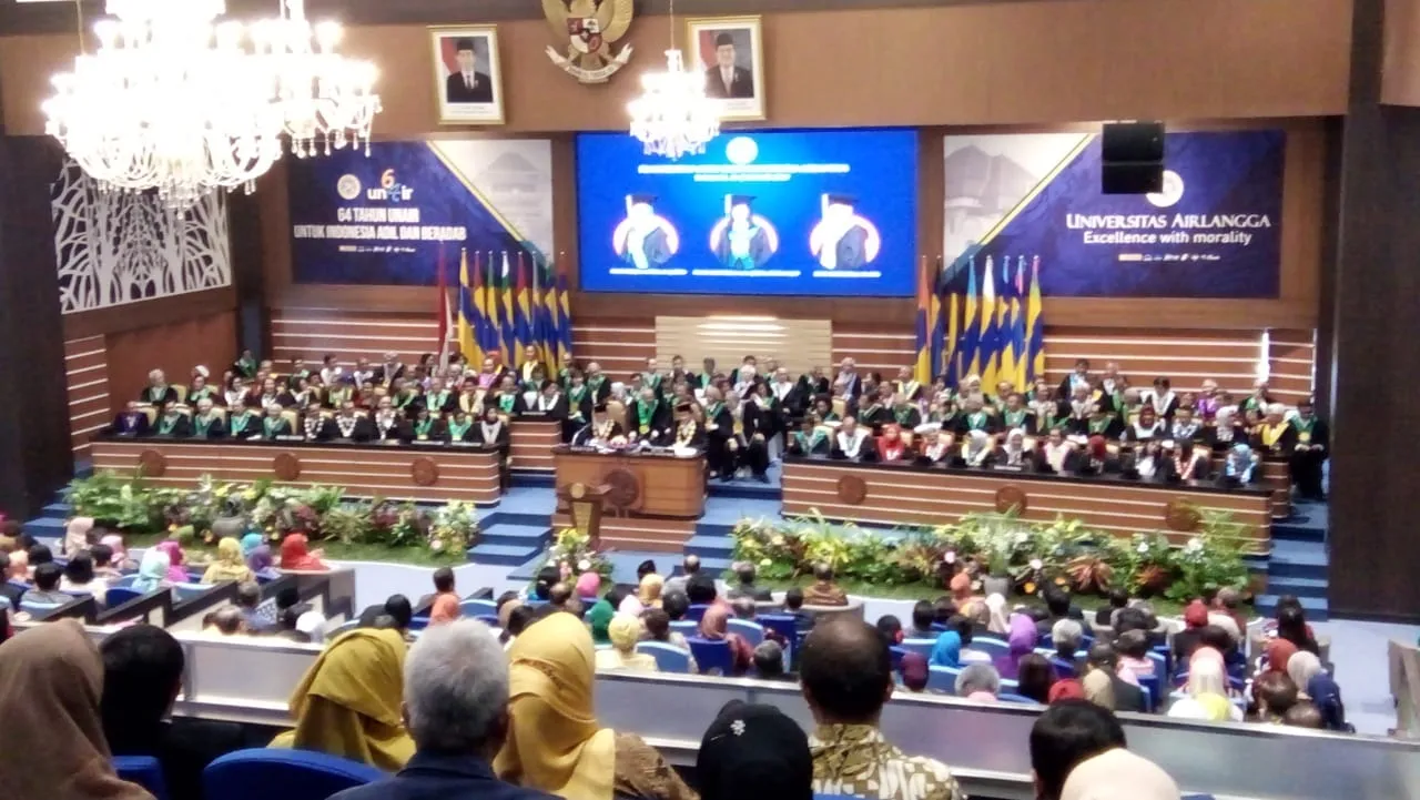Unair Kukuhkan Tiga Guru Besar Berbagai Bidang Keahlian