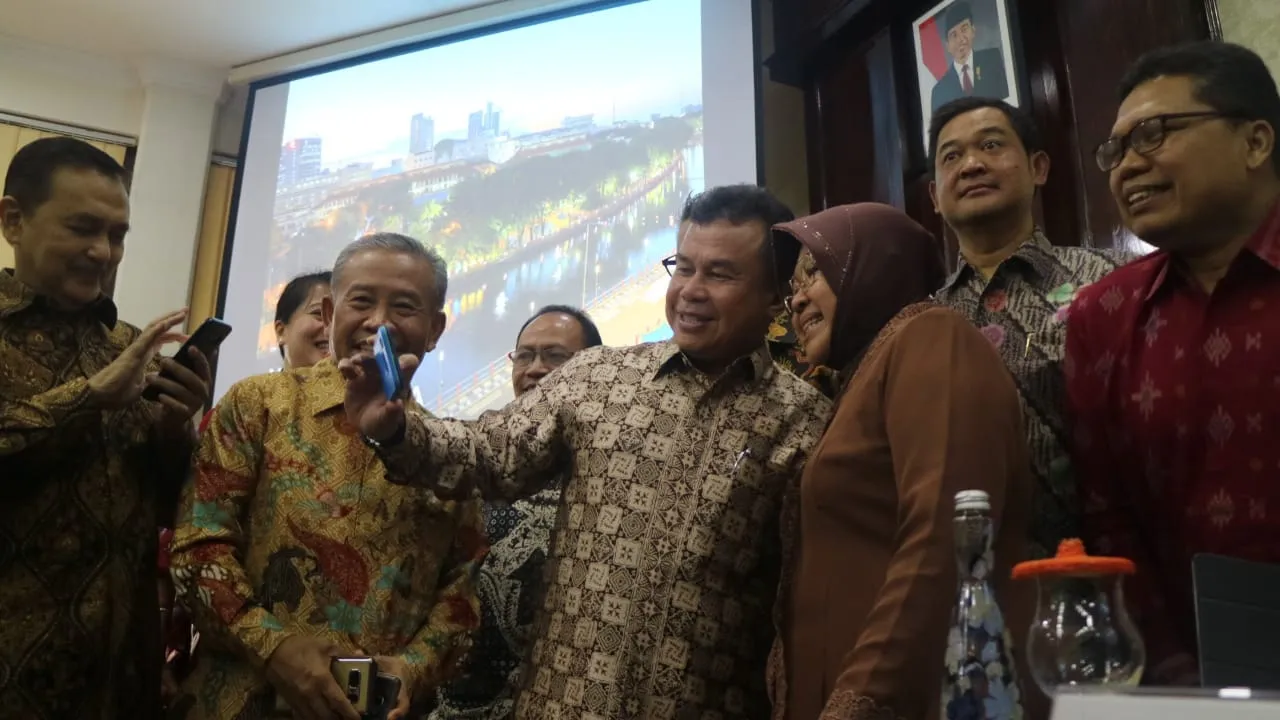 Ini Harapan Walikota Risma Kepada 14 Duta Besar RI