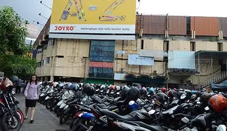 Pasar Tunjungan Surabaya Tak Kunjung di Revitalisasi, Pedagang Mengugat