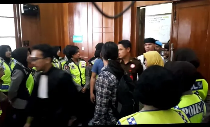 Saksi Ahli Bahasa Sebut Kata Idiot yang Jadi Persoalan