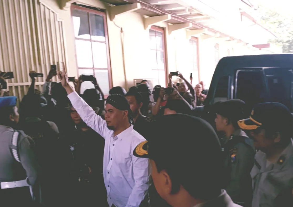 Ahmad Dhani Tulis Surat untuk Anaknya, El Terdakwa