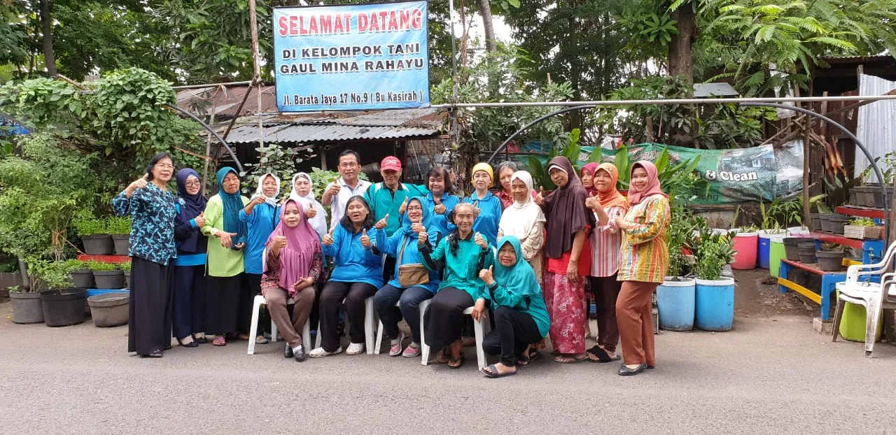 Bambang DH : Wisudawan Harus Peka Teknologi dan Berkarakter