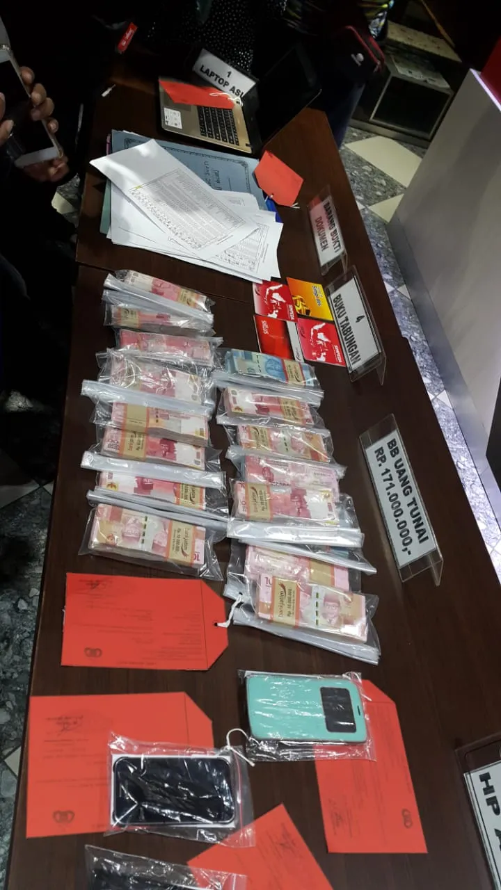 Lakukan Pemotongan Jaspel, Kapus Widang Terjaring OTT