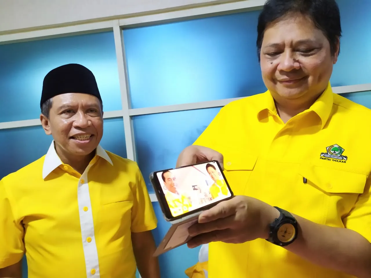 Airlangga Ajak Warga Jatim Pilih Jokowi