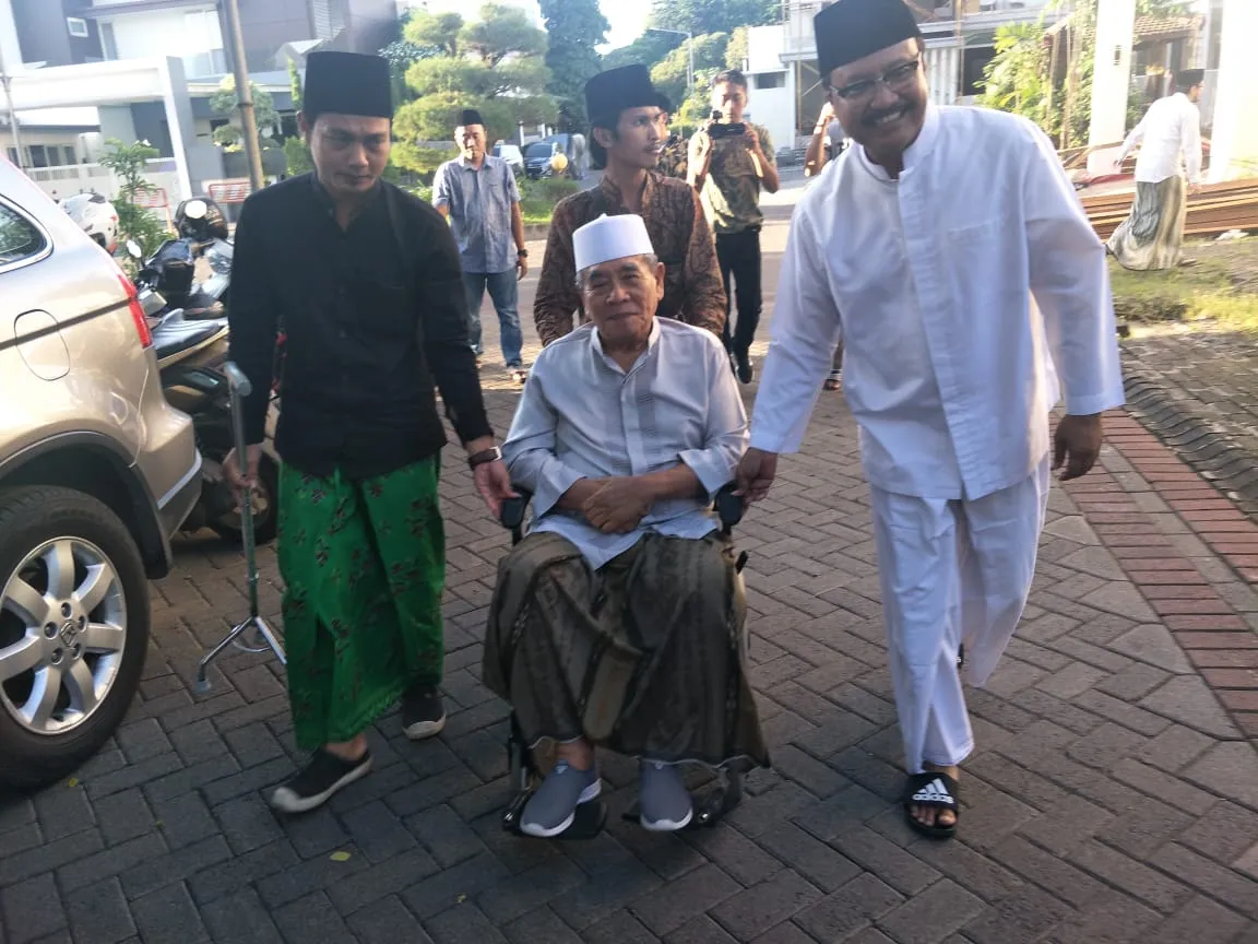 Ini Yang Dibicarakan Kiai Sepuh Se Jatim di Rumah Gus Ipul