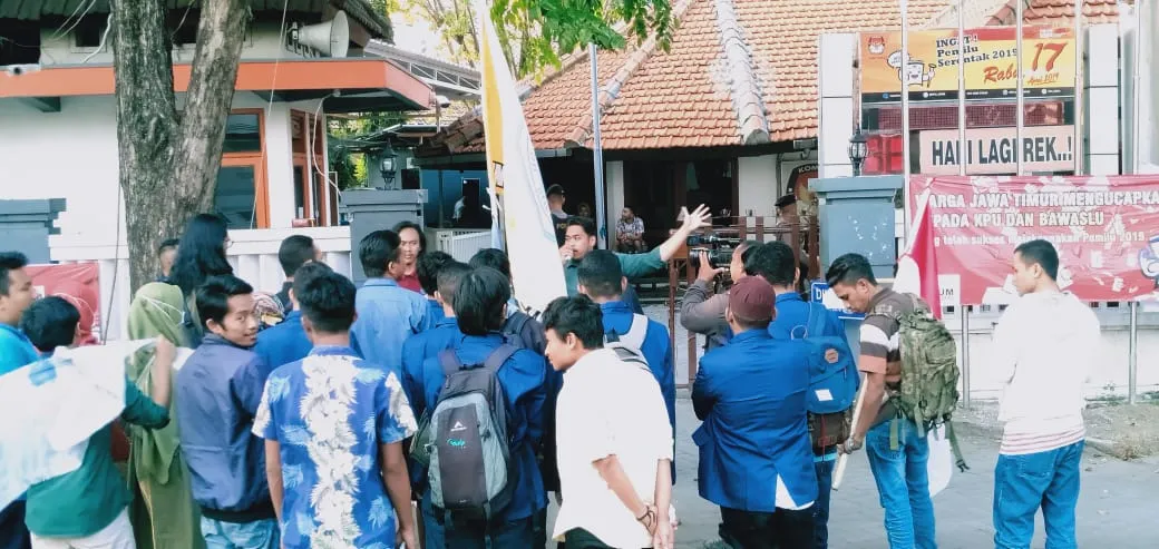 Mahasiswa Peduli Demokrasi Minta Dua Paslon Pilpres, Hentikan Saling Klaim Kemenangan