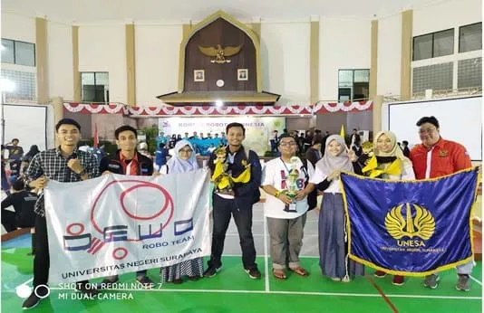 Unesa Juara II Kontes Robot Regional IV di NTB