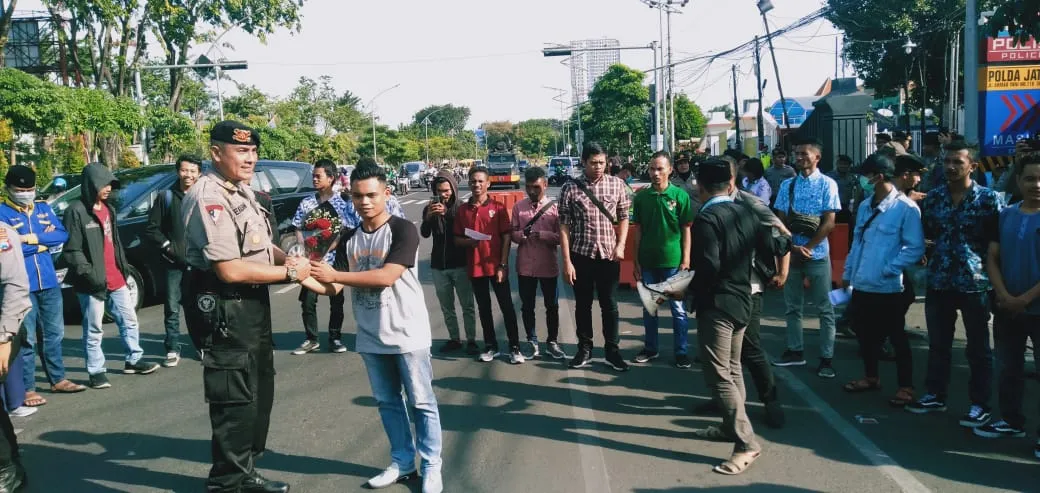 Aliansi Mahasiswa Jatim Dukung Polisi Usut Kasus Pembakaran Polsek di Sampang