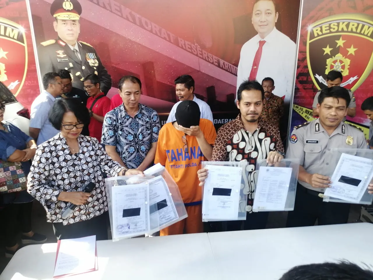 Polisi Tangkap Oknum Kepala SMP Swasta di Surabaya Cabuli 6 Siswa