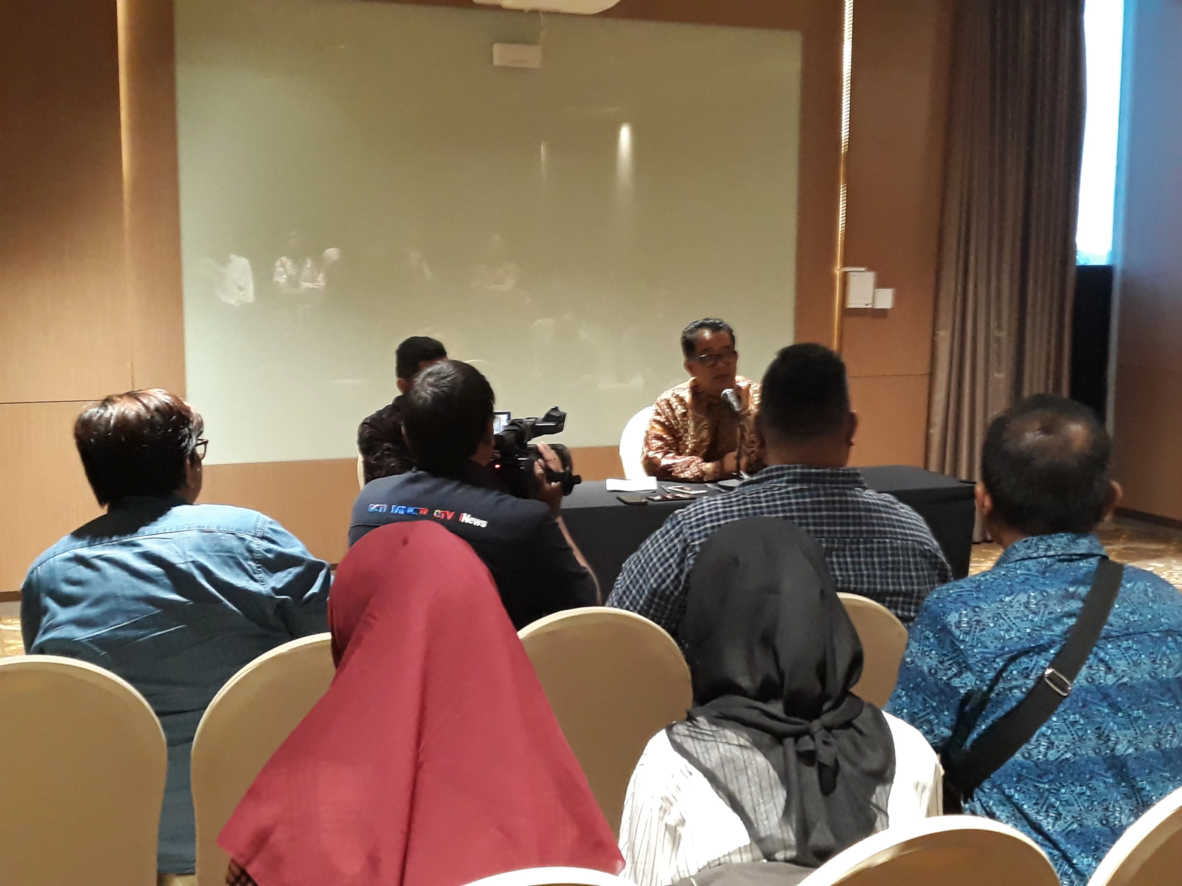 Kemendagri Fasilitasi Pertemuan Gubernur Papua Barat, Papua dan Jatim