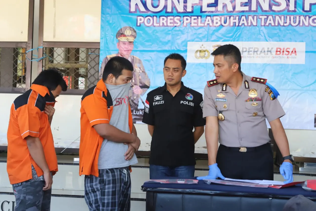 Diwarnai Aksi Tembakan, Polres Pelabuhan Tanjung Perak Bekuk Pengedar Sabu