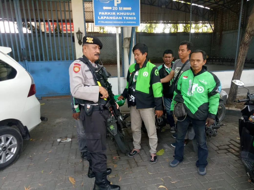 Satsabhara Polres Pelabuhan Tanjung Perak Rutin Laksanakan Patroli Dialogis