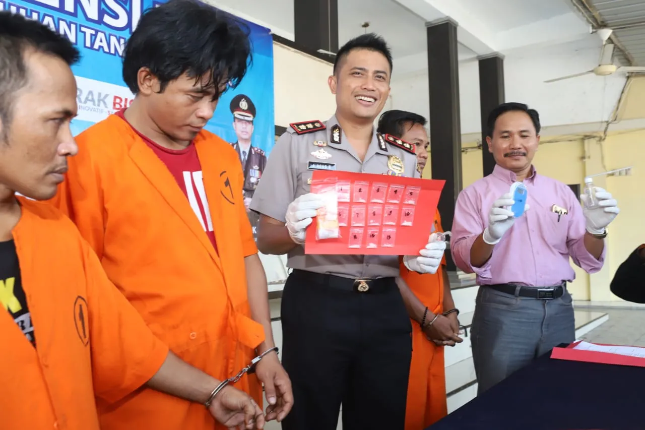 Polsek Semampir Tangkap Bandar Sabu dan Dua Kurirnya