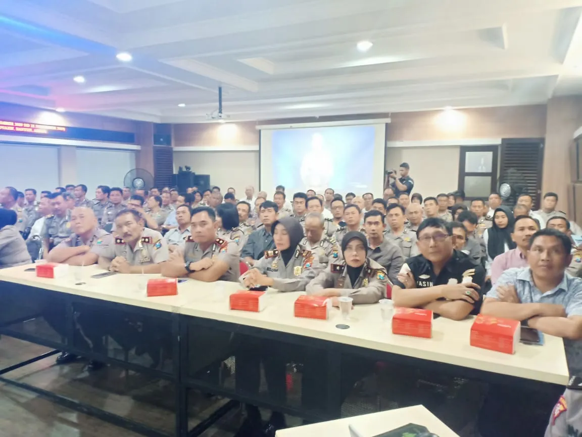 Polres Pelabuhan Tanjung Perak Sosialisasi 7 Program Kapolri
