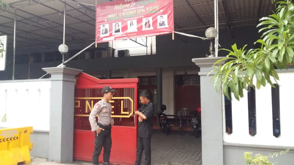 Satsabhara Polres Pelabuhan Tanjung Perak Gelar Patroli Dialogis Kerahkan K9