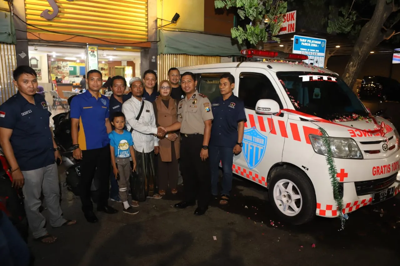 Wakapolres Pelabuhan Tanjung Perak Resmi Luncurkan Ambulans Gratis