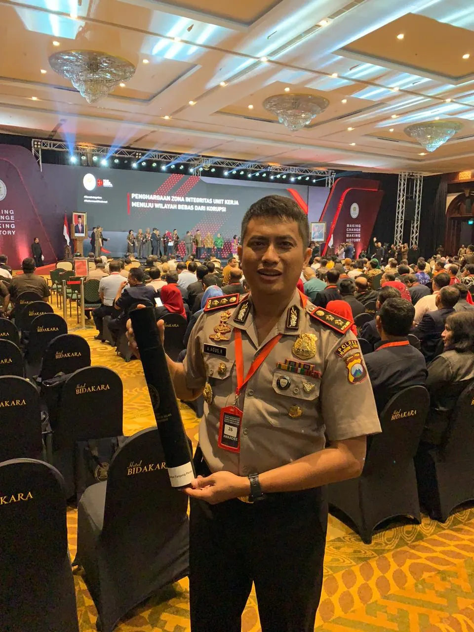 Polres Pelabuhan Tanjung Perak Terima Penghargaan WBK dan WBBM 2019