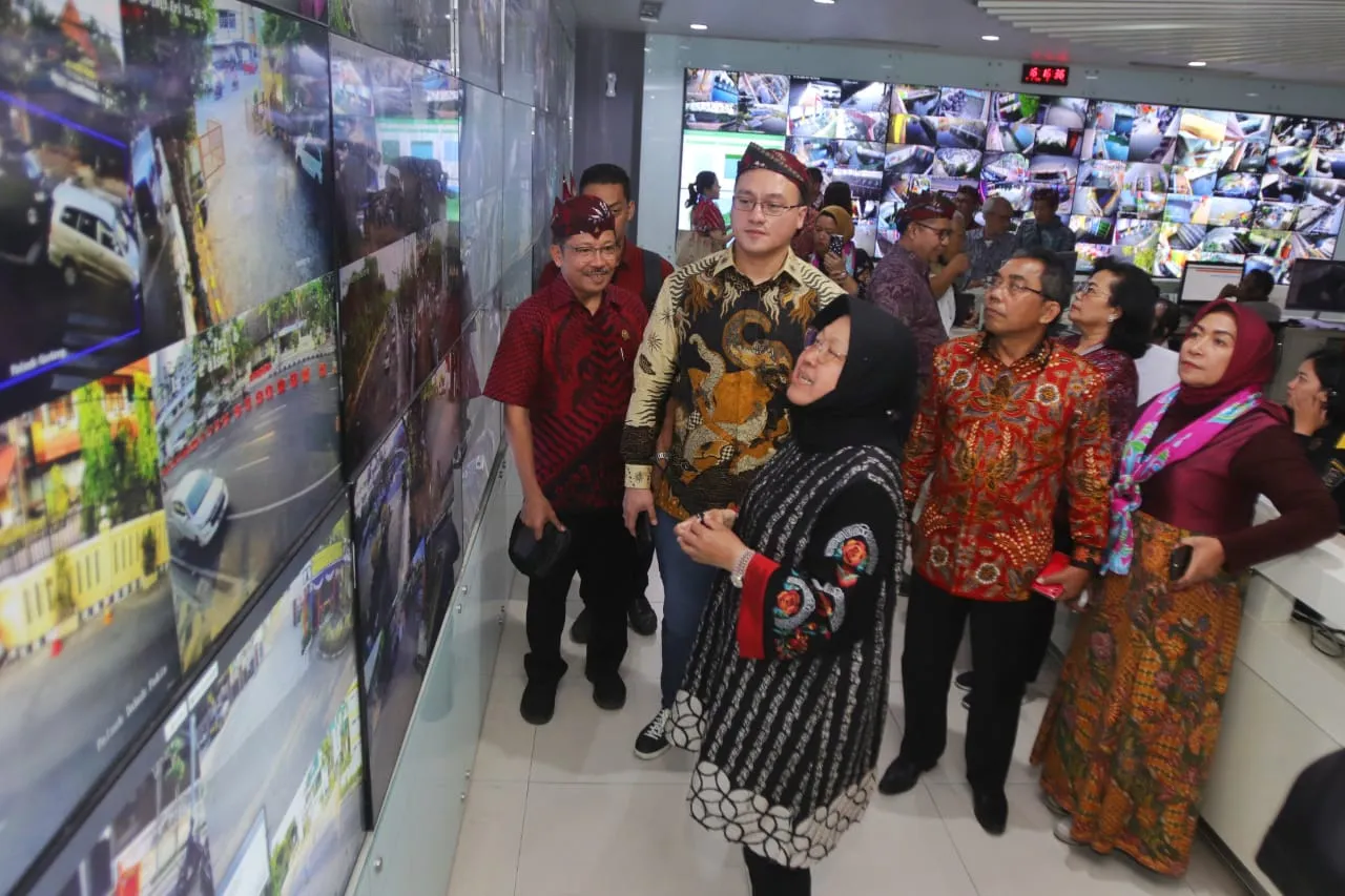 DPRD DKI Puji Pengelolaan APBD Surabaya: Semangat Anti-Korupsi Risma Luar Biasa