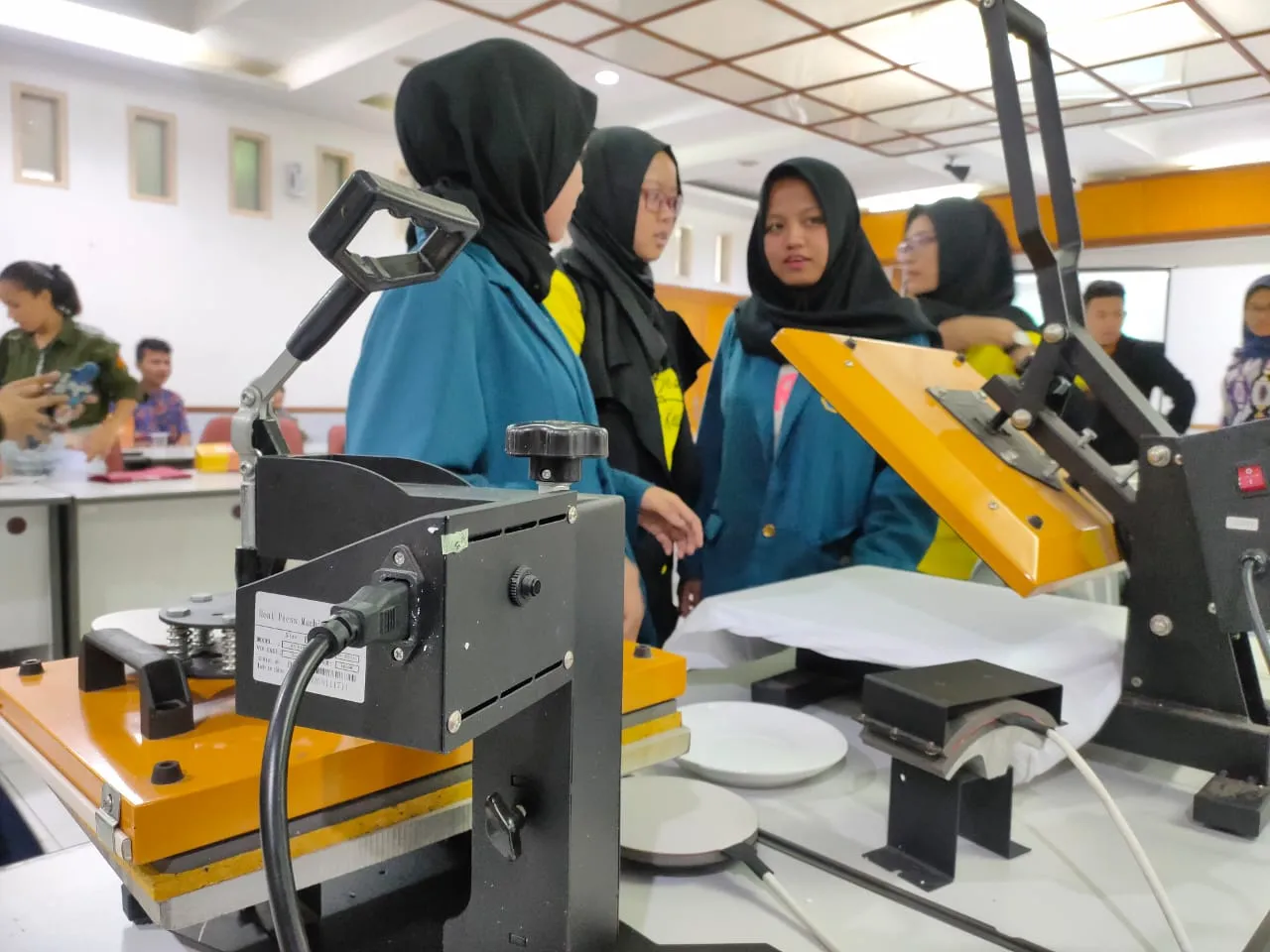 Tingkatkan Ekonomi Kreatif, PT. Dprintz Gelar Workshop Wirausaha Berbais Digital