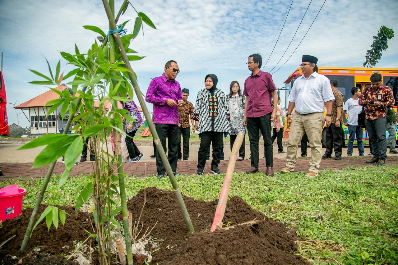 Kunjungi PLTSa, Risma dan Ketua DPRD Bali Bahas Kerja Sama Penanganan Sampah