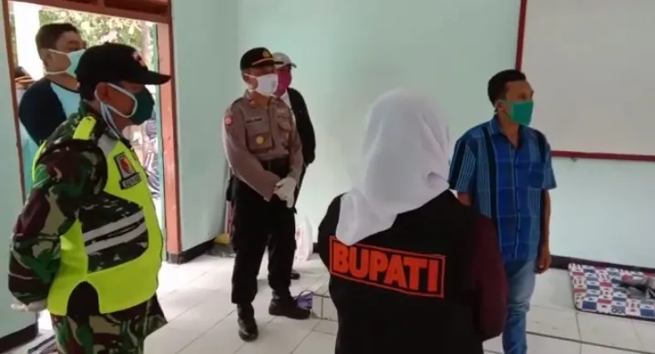 Kritikan Ruang Isolasi, Malah Disuruh Minta Maaf Dihadapan Bupati