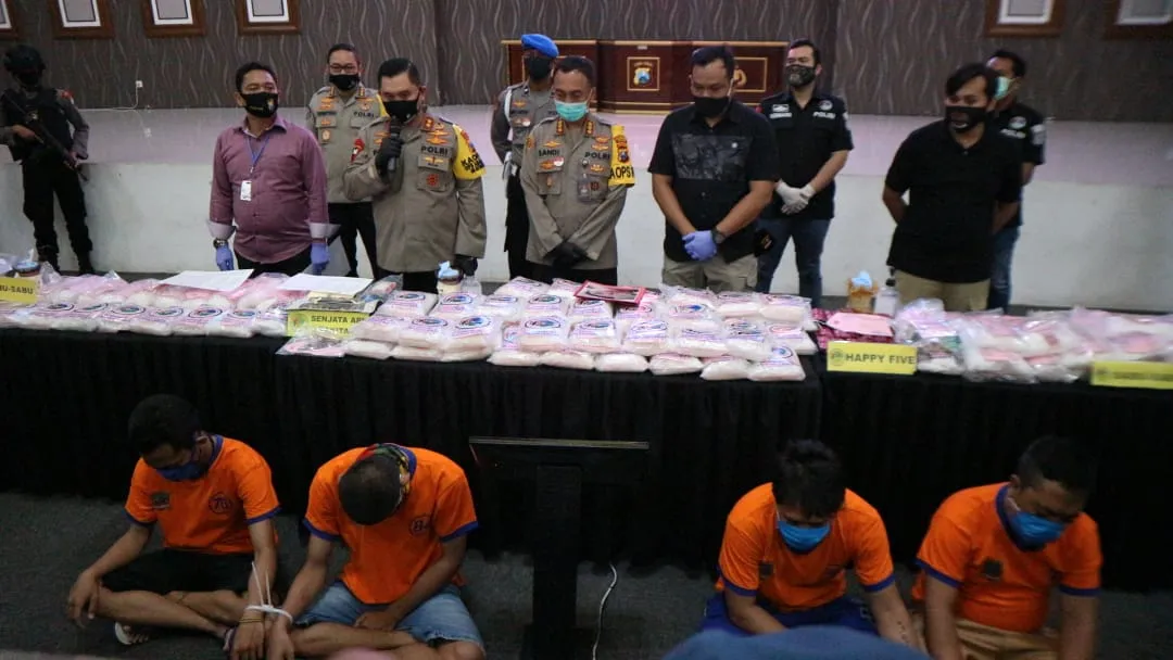 Polisi Tembak Mati Bandar Narkoba Pemilik 100 Kg Sabu