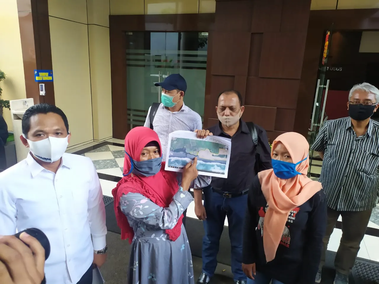 Pemkot Surabaya Operasi Besar-Besaran, DPRD: Bu Risma Tidak Sendirian