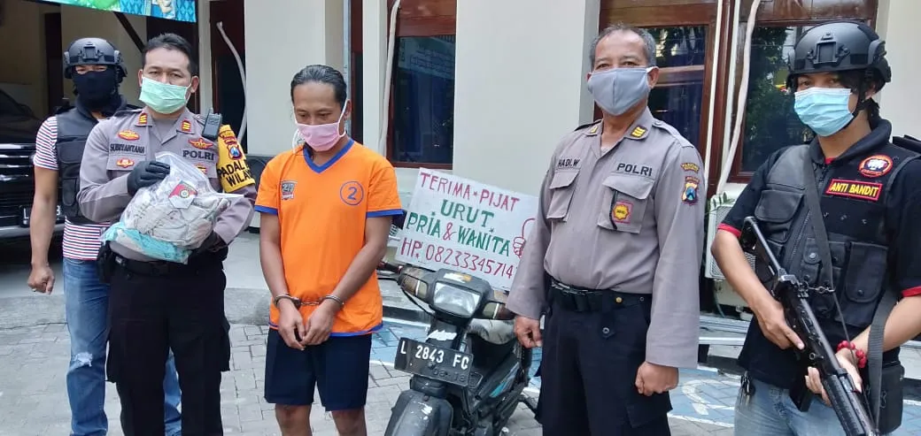 Tukang Pijat Keliling di Surabaya Ditangkap Polisi Usai Cabuli Pasiennya