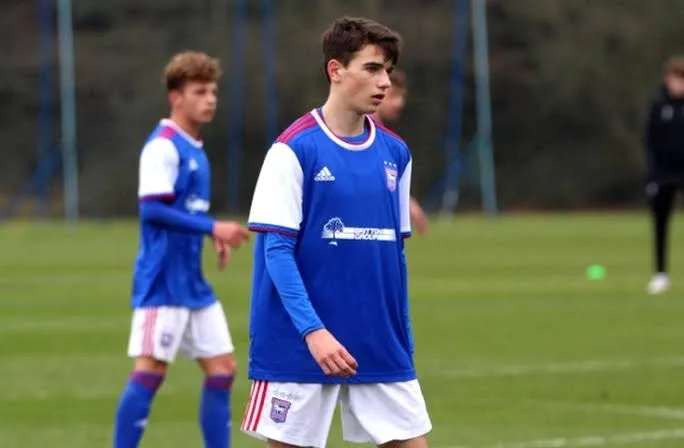 Daftar 46 Pemain Timnas U-19: Ada Elkan Baggot Bek Tengah Ipswich Town
