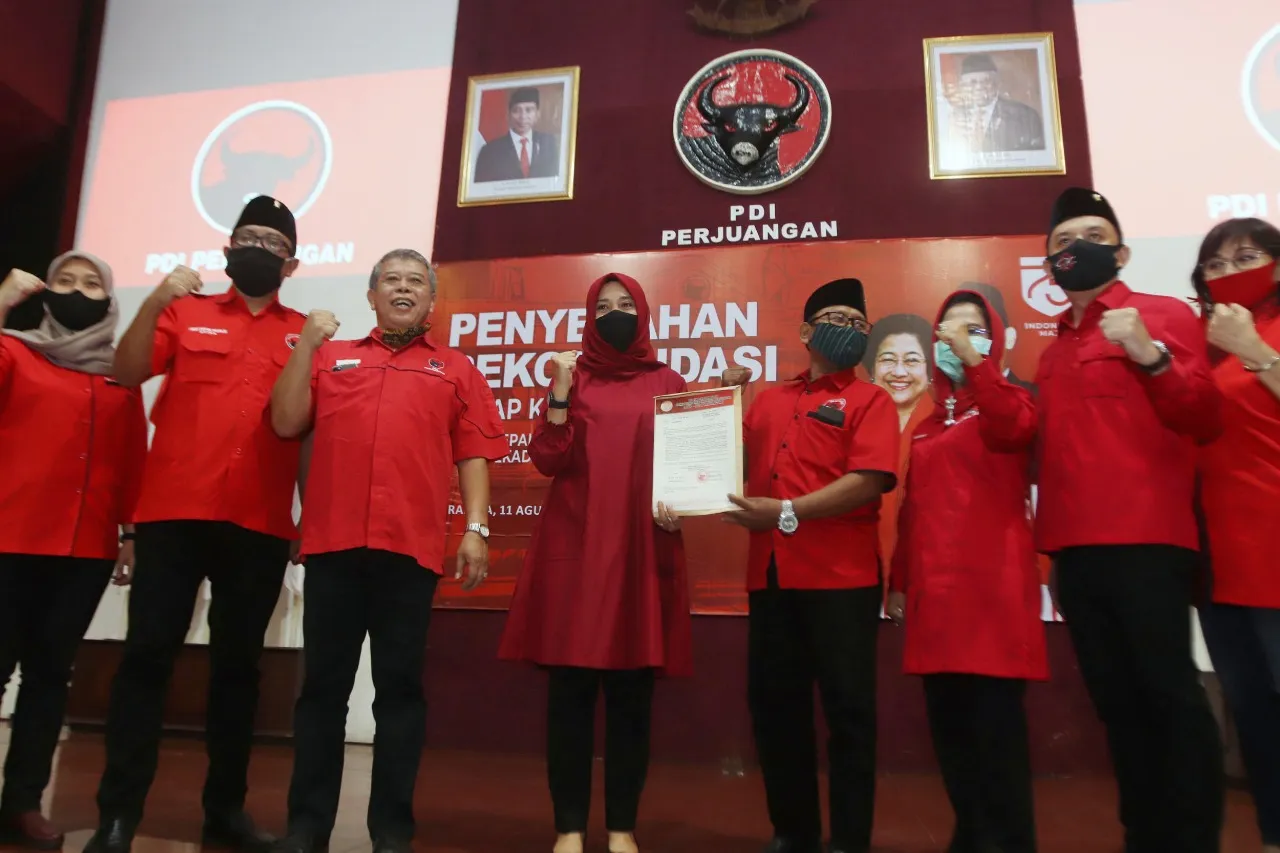 Diumumkan PDIP, Paslon Ipuk-Sugirah Siapkan Pemulihan Kesehatan dan Ekonomi di Banyuwangi