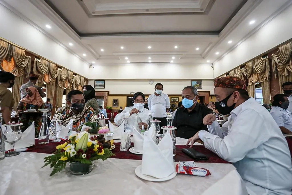 PT SIER Bantu Beasiswa Anak Masyarakat Penghasilan Rendah