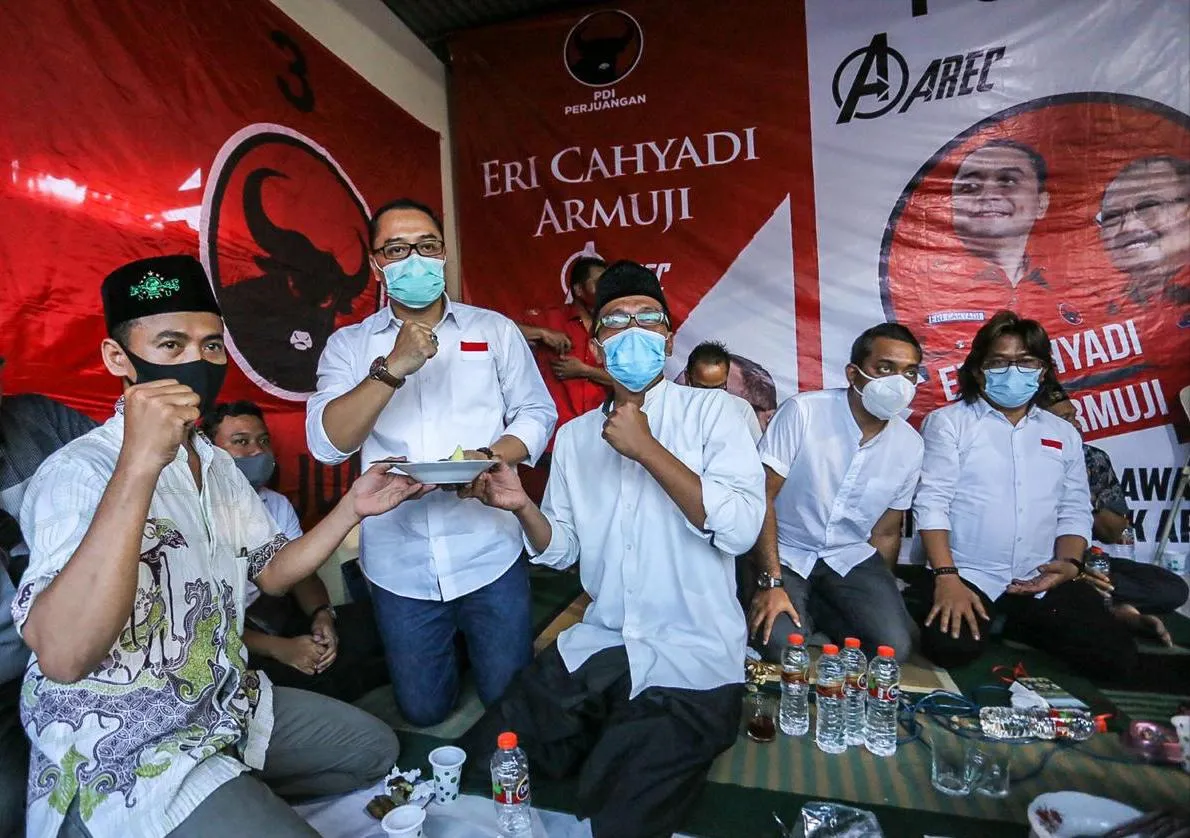 Eri Cahyadi Resmikan Posko Relawan AREC, Fokus Garap Warga Kampung