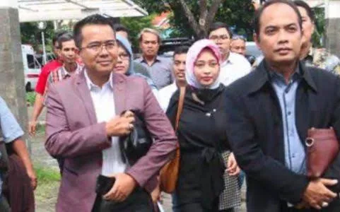 Advokat M Sholeh Desak KPU Surabaya Umumkan Nama Calon yang Positif Covid-1