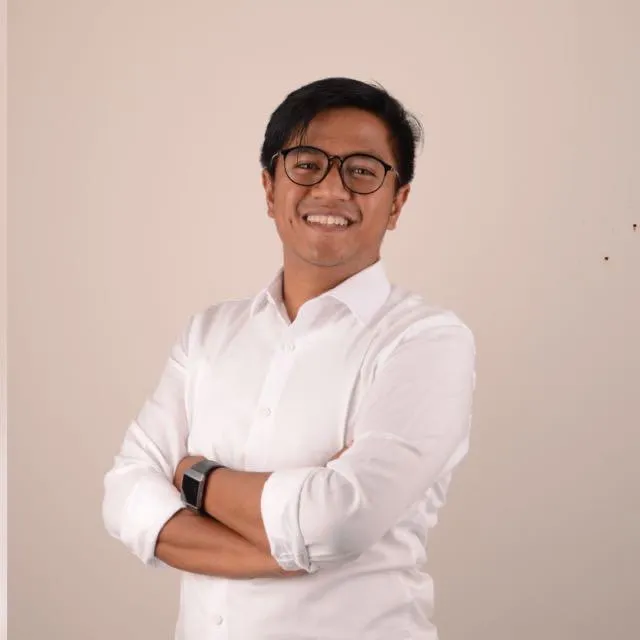Survey Terbaru Cyrus Network Sebut Paslon Er-Ji Perkasa di Pilada Surabaya