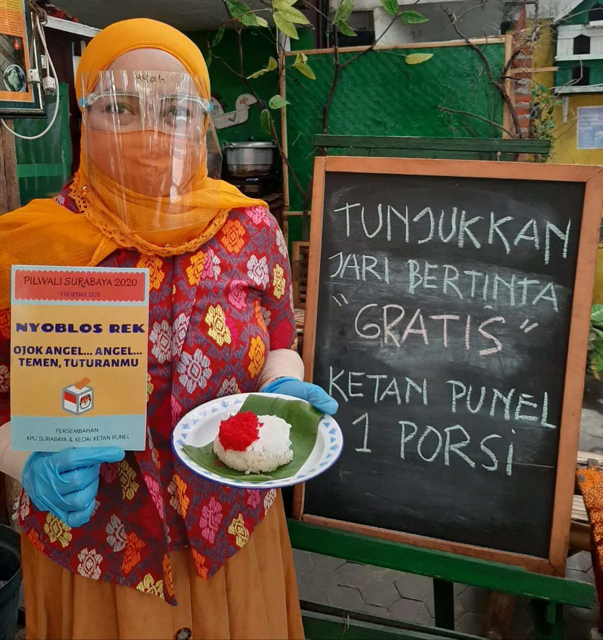 Tekan Angka Golput di Surabaya, Kedai Ketan Punel Gratiskan 1 Porsi Bagi Pemilih
