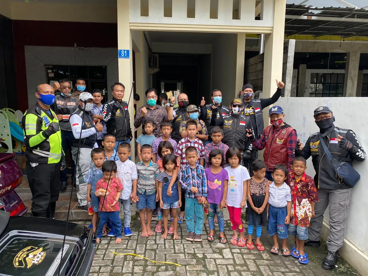 Peduli Warga Miskin, MBC Jatim Gelar Baksos di Gresik dan Surabaya