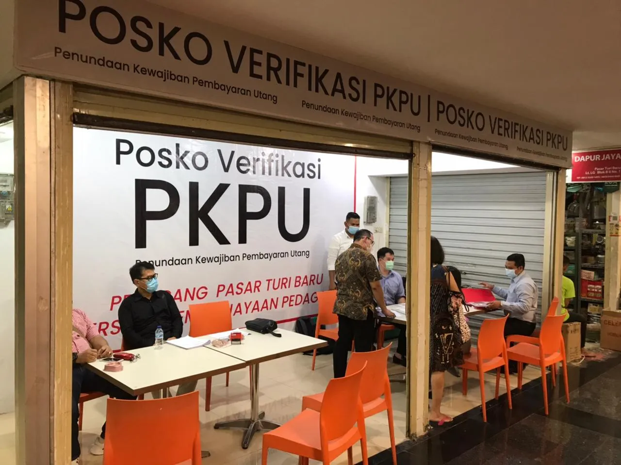 Pemkot Diminta Turun Tangan Dampingi Pedagang Pasar Turi