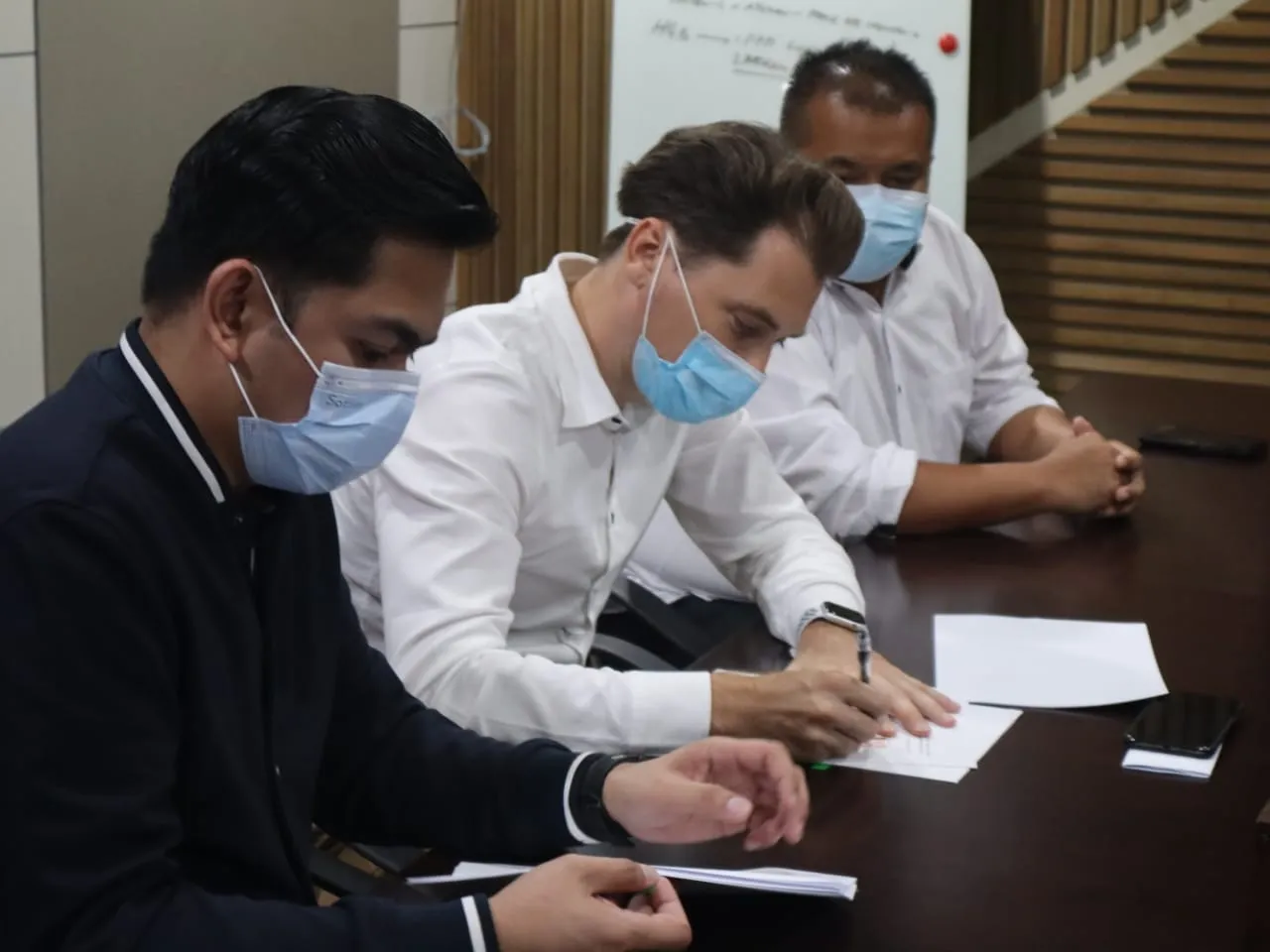 Industri Pakan Ternak Belanda De Heus Investasi Rp350 Miliar di PIER Pasuruan