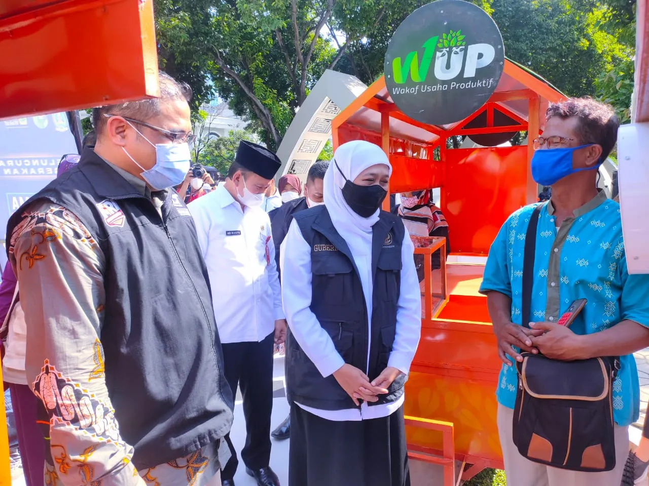 Tingkatkan Ekonomi di Tengah Pandemi, ACT Bagikan 1000 Rombong Untuk UMKM di Jatim