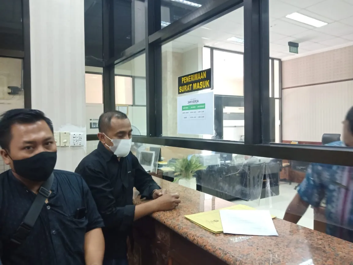 Proyek Reklamasi Laut Watu Dodol Jalan Terus,Nelayan Banyuwangi Protes Datangi DLH Jatim