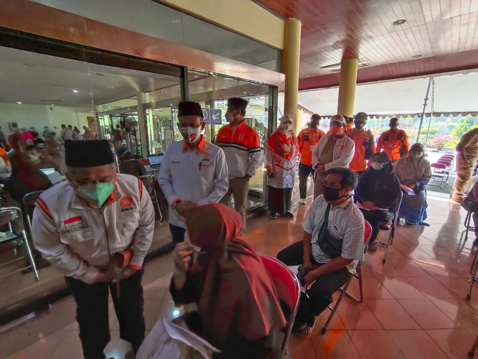 DPW PKS Jatim Gelar Vaksinasi 1000 Dosis, Warga: Terima Kasih PKS