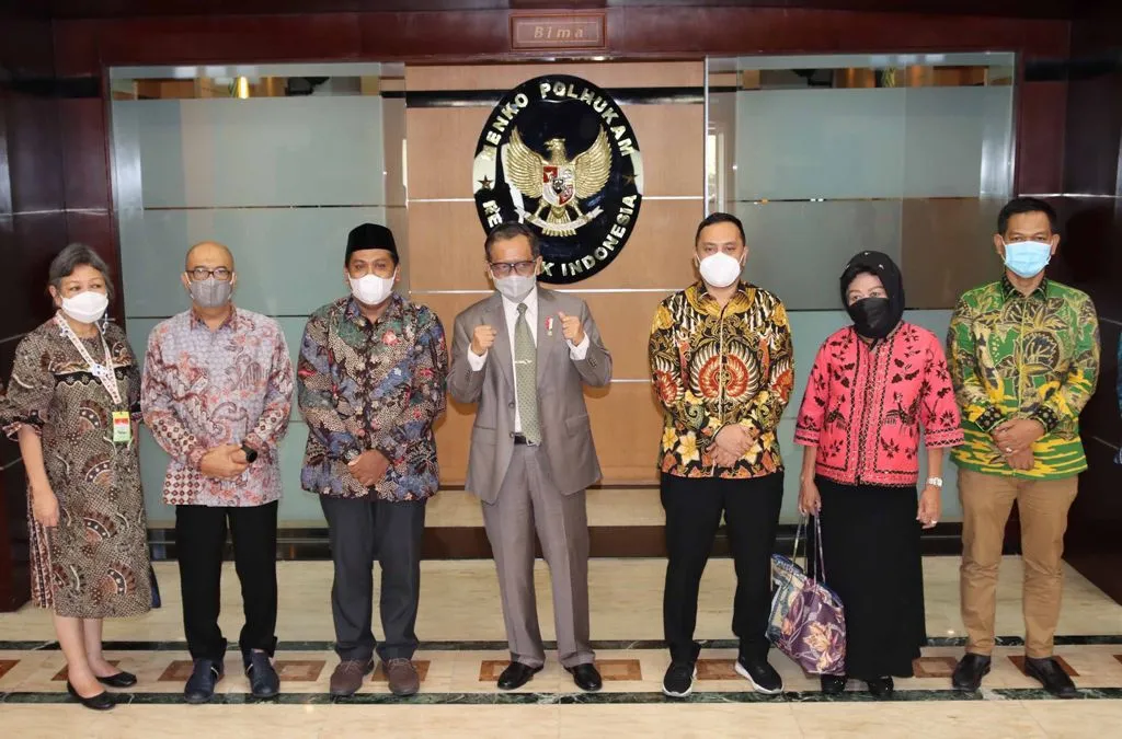Temui Menkopolhukam, NasDem Serius Perjuangkan Syaikhona Kholil Jadi Pahlawan Nasional