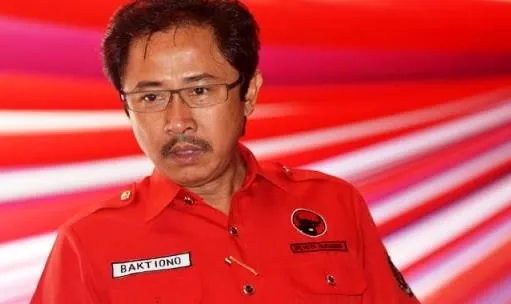DPRD Minta Jual Beli Seragam Batik SD/SMP di Surabaya Ditiadakan