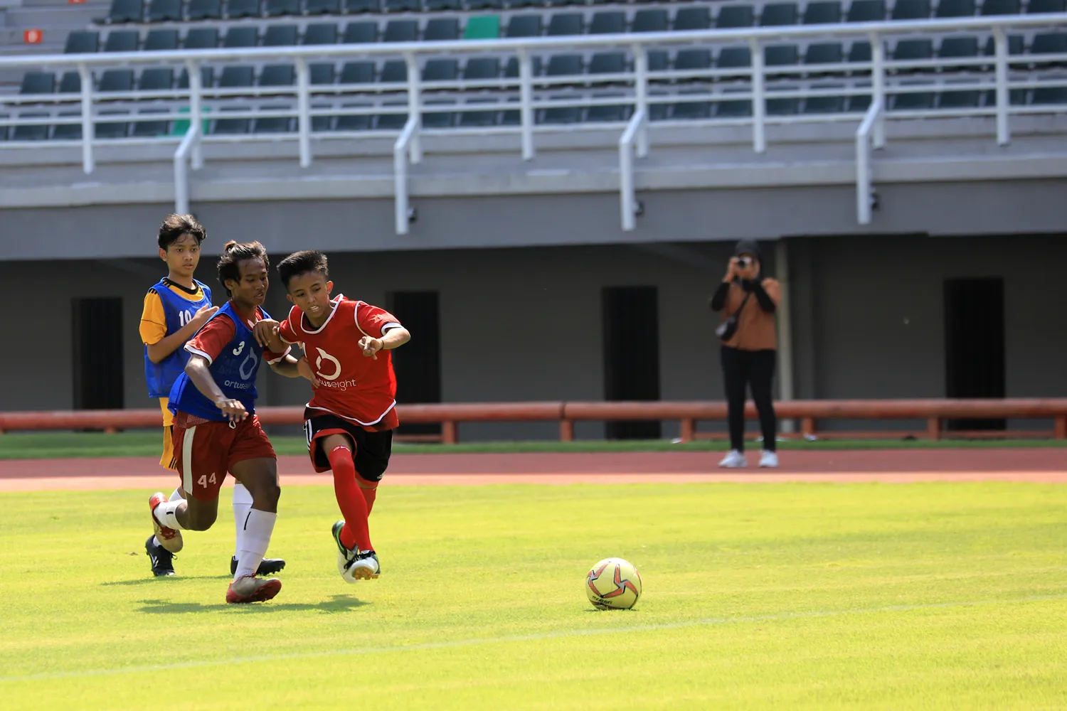 Kerenn 523 Anak Surabaya Ikut Seleksi Diklat Sepak Bola di Stadion GBT