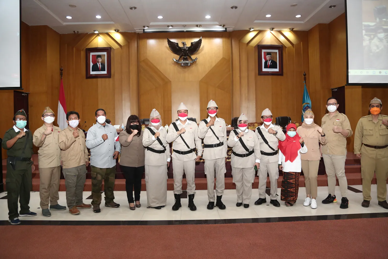 APBD Surabaya Rp 10,3 Triliun Disahkan Tepat di Hari Pahlawan, Ini Harapan Wali Kota Eri