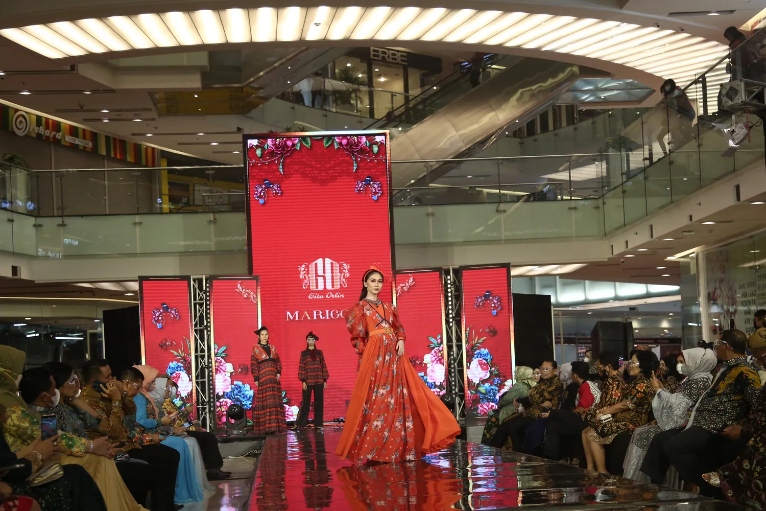 Surabaya Fashion Week 2021 Resmi Dibuka, Ini Harapan Wali Kota Eri
