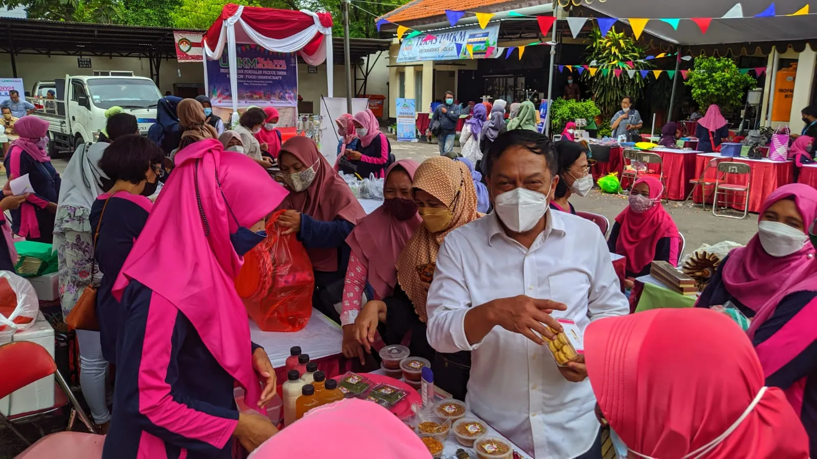Peduli Ekonomi Kerakyatan, Anas Karno Buka Sukolilo Fiesta 2021